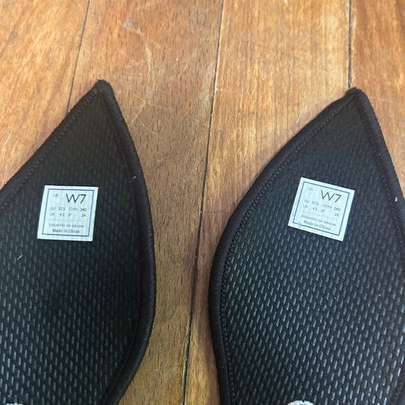 Rothys Black Honeycomb - size 7 - Picture 6 of 7